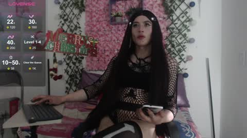 Snapshot of megannixx chatting on December 2024 02:23:02 PM megannixx online show from December 2024 02:23:02 PM