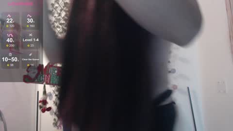 Snapshot of megannixx chatting on December 2024 08:50:02 AM megannixx online show from December 2024 08:50:02 AM