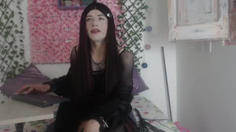 Snapshot of megannixx chatting on January 2025 08:45:01 AM megannixx online show from January 2025 08:45:01 AM