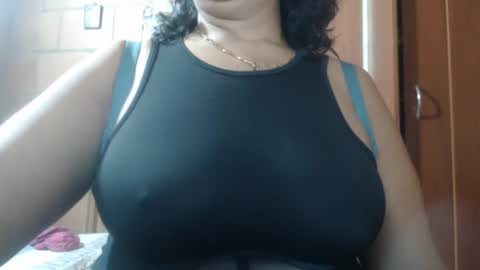 Snapshot of meganny_2023 chatting on February 2025 11:09:01 PM Danny online show from February 2025 11:09:01 PM