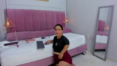 Megan  online show from February 2025 07:47:01 PM