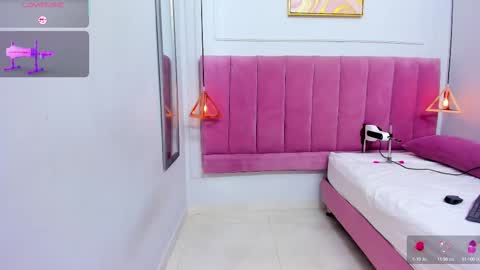 Megan  online show from September 2025 08:21:01 PM