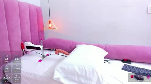 Megan  online show from October 2025 07:27:01 PM