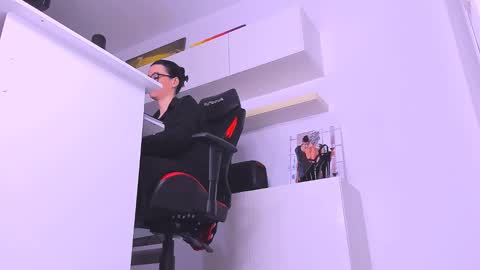 Megan online show from December 2024 09:15:01 PM