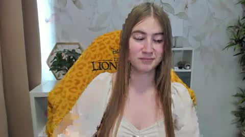 Snapshot of meganx_candy chatting on December 2024 10:23:02 AM Megan online show from December 2024 10:23:02 AM
