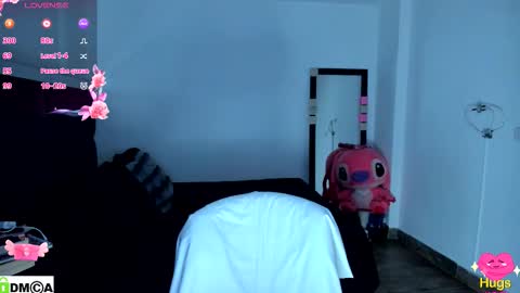 Megan Xue online show from October 2025 02:21:02 AM