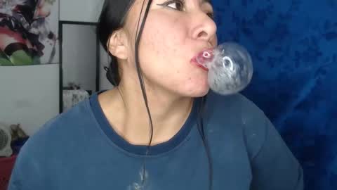 Snapshot of megara_love chatting on March 2026 12:04:02 AM megara_love online show from March 2026 12:04:02 AM