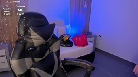 M E G A R A  online show from January 2026 02:25:02 AM