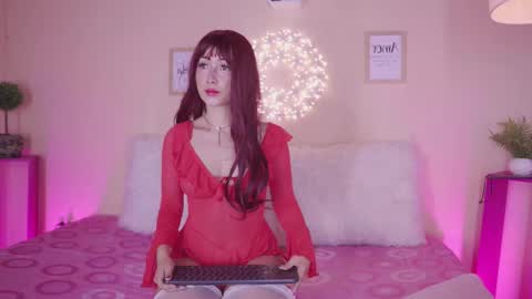 Snapshot of meggie_1j chatting on November 2025 09:46:02 PM Meggie 1J online show from November 2025 09:46:02 PM