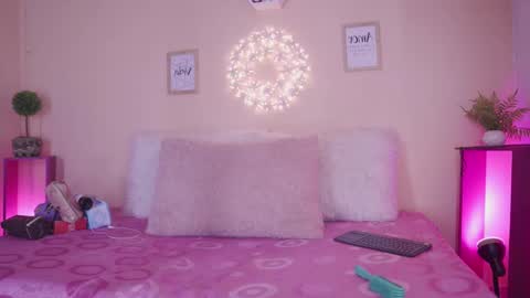 Snapshot of meggie_1j chatting on November 2025 11:36:02 PM Meggie 1J online show from November 2025 11:36:02 PM