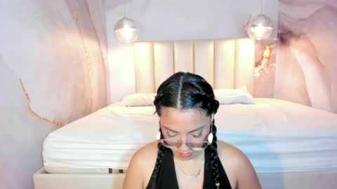 MEGGY MAE online show from April 2026 12:00:01 PM