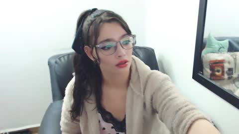 Snapshot of meghan_cherrys chatting on February 2025 06:22:01 AM meghan online show from February 2025 06:22:01 AM