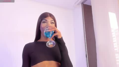 meghanallen_ online show from April 2026 10:01:01 PM