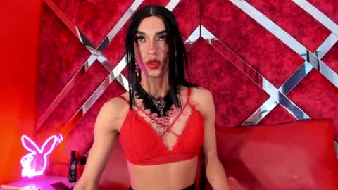 meghanqueen__ online show from April 2026 05:29:01 AM