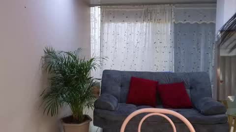 Snapshot of mei_naughtycat chatting on March 2025 07:06:02 PM Mei online show from March 2025 07:06:02 PM