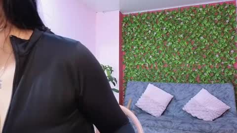 Mei online show from February 2026 08:25:02 PM