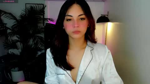 Snapshot of meiluxe chatting on June 2026 10:07:01 AM meiluxe online show from June 2026 10:07:01 AM
