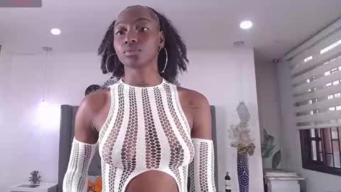 Snapshot of meilybarbie chatting on October 2025 08:31:02 PM meilybarbie online show from October 2025 08:31:02 PM