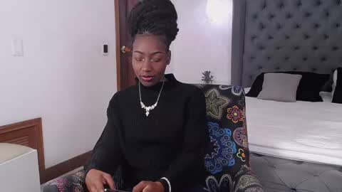 Snapshot of meilybarbie chatting on October 2025 07:54:02 PM meilybarbie online show from October 2025 07:54:02 PM