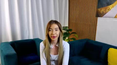 Emily online show from March 2026 07:09:01 PM