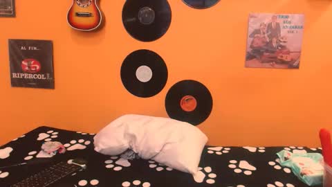 MEIS online show from November 2025 03:06:01 AM