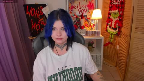 mekurisu online show from December 2024 04:25:01 AM