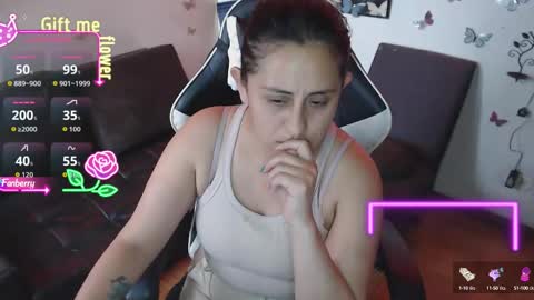 Snapshot of mel_raise chatting on October 2025 08:40:02 PM mel raise online show from October 2025 08:40:02 PM