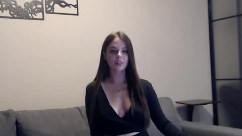 Snapshot of meladams chatting on October 2025 08:09:01 PM meladams online show from October 2025 08:09:01 PM