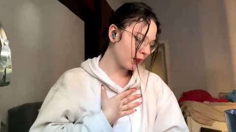 Leila online show from February 2026 08:08:02 AM