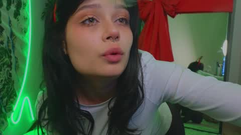 mel online show from December 2024 12:05:02 AM