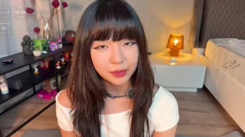 Melana online show from November 2025 12:07:01 PM