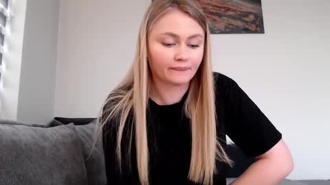 Snapshot of melani_a chatting on January 2025 12:06:01 PM Melania online show from January 2025 12:06:01 PM