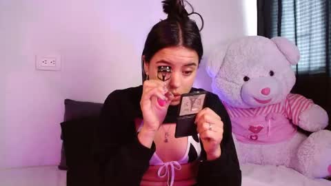 MELANI online show from May 2026 02:34:02 PM