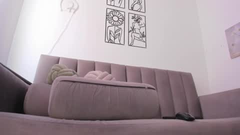 melani greyy online show from November 2025 09:15:01 PM