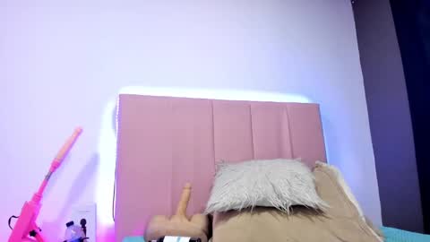 MELANI - online show from February 2025 08:58:01 PM