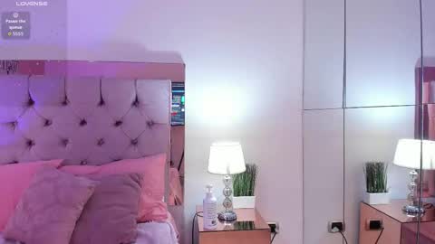 Melanie online show from September 2025 11:43:01 AM