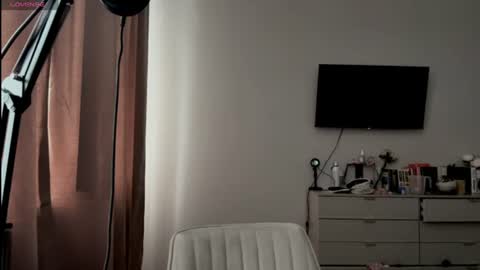 melanie__murr online show from June 2026 03:42:02 AM
