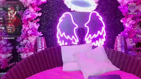 Snapshot of melanie_bianco chatting on September 2025 11:38:01 PM Melanie online show from September 2025 11:38:01 PM
