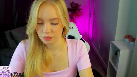 Melanie online show from October 2025 11:38:02 PM