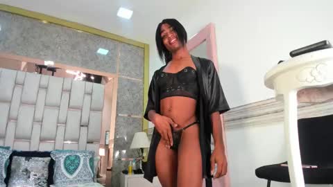 MELANIE online show from January 2026 04:28:01 AM