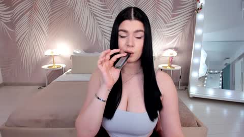 Melanie online show from January 2025 03:18:01 PM