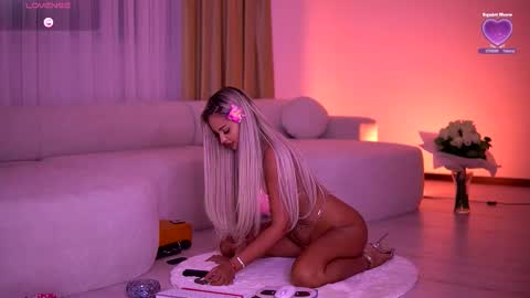 Snapshot of melanielexxx chatting on March 2026 07:09:01 PM OF melanielexxx online show from March 2026 07:09:01 PM