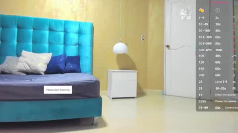 Snapshot of melanierioss_ chatting on March 2026 12:54:01 PM online show from March 2026 12:54:01 PM