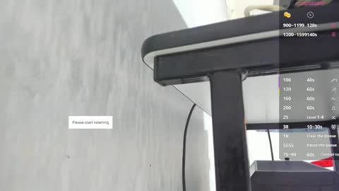 Snapshot of melanierioss_ chatting on May 2026 12:43:01 PM online show from May 2026 12:43:01 PM