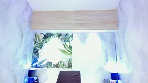 Melanie Roux online show from May 2026 07:55:02 PM