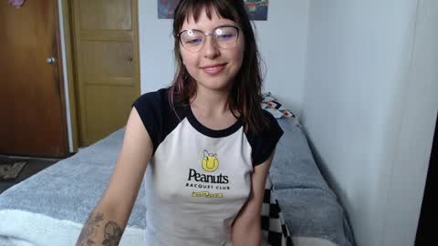 Snapshot of melanies_dream chatting on March 2025 05:29:01 PM Princess Consuela Banana Hammock online show from March 2025 05:29:01 PM