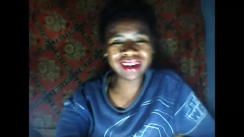 melanih online show from October 2025 10:32:02 PM