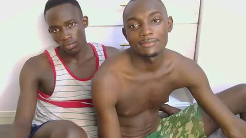Snapshot of melanin_hotguys chatting on March 2025 10:13:02 AM MEDDY AND Faizal online show from March 2025 10:13:02 AM