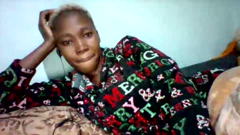 melaninndriping online show from November 2025 08:19:01 PM