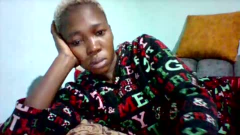 melaninndriping online show from November 2025 03:18:02 AM